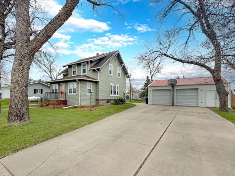 701 E Caledonia Avenue Hillsboro ND 58045