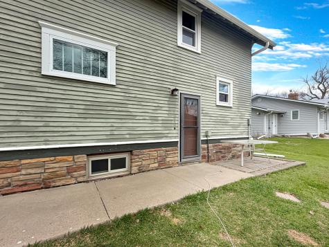 701 E Caledonia Avenue Hillsboro ND 58045