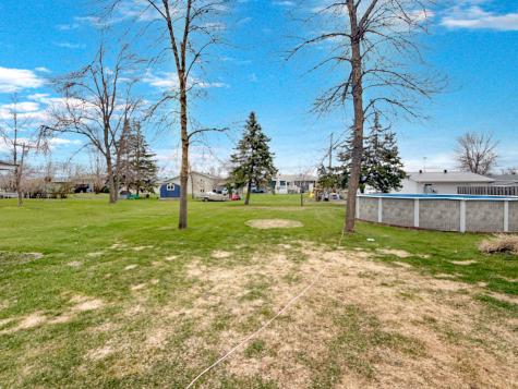 701 E Caledonia Avenue Hillsboro ND 58045