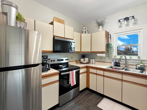 701 E Caledonia Avenue Hillsboro ND 58045
