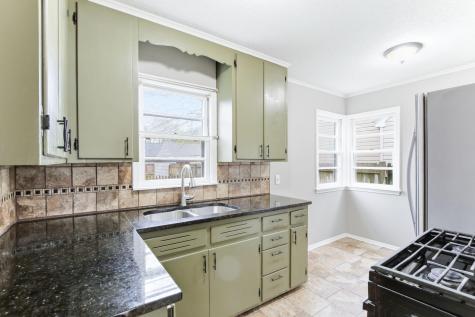 4942 Penn Avenue N Minneapolis MN 55430