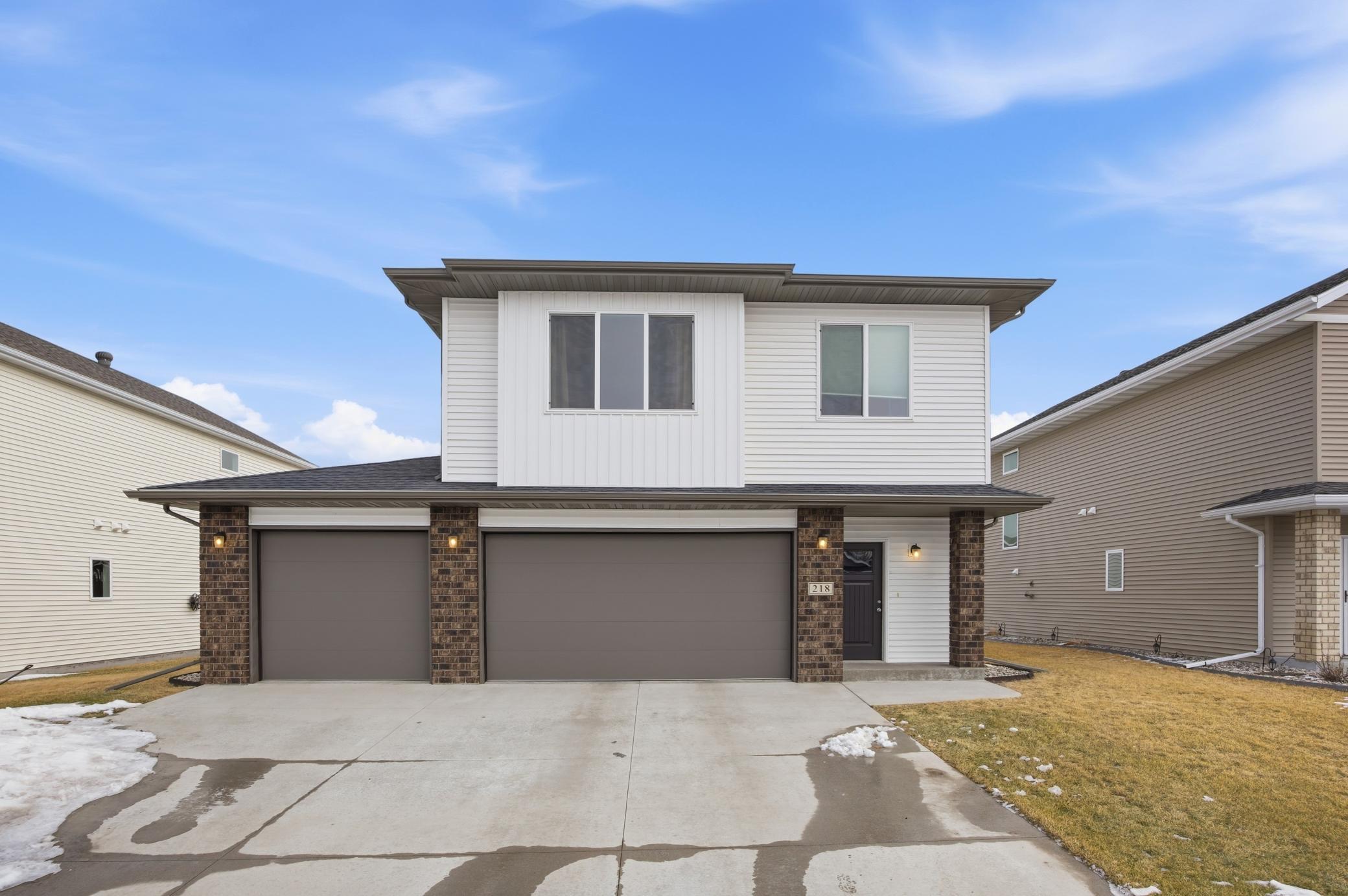 218 5th Street E Horace ND 58047