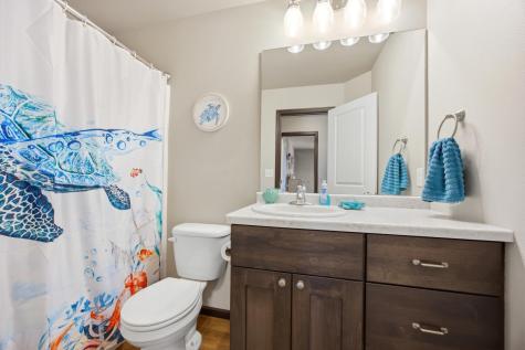 218 5th Street E Horace ND 58047