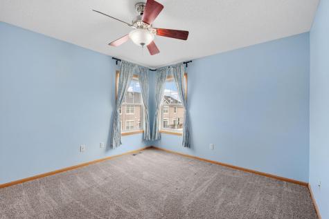1751 Grove Drive Shakopee MN 55379
