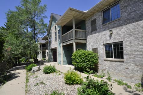 1826 Deerhaven Lane NE Rochester MN 55906