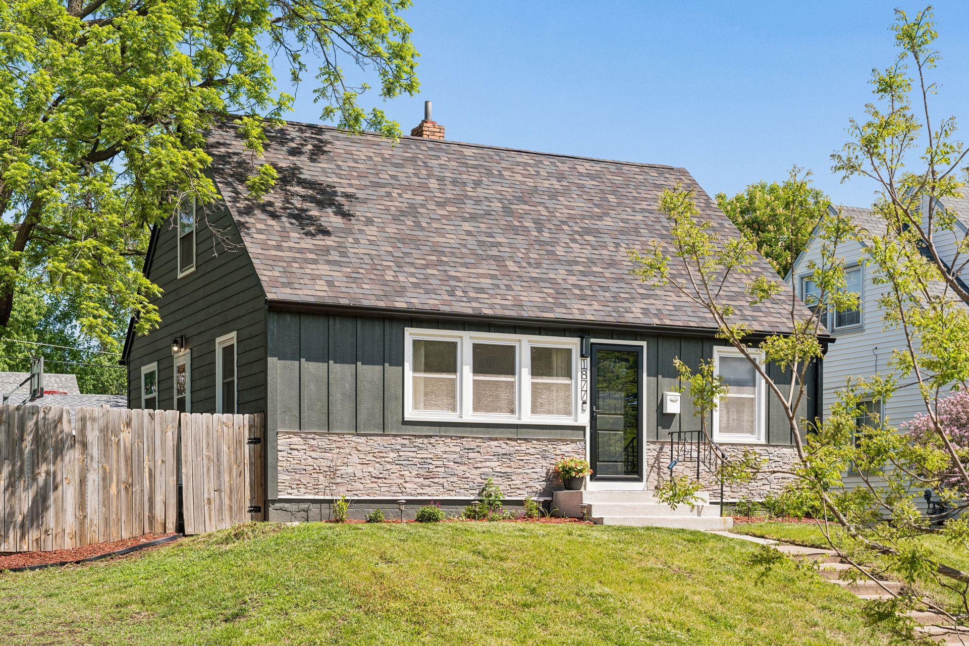 1877 Graham Avenue Saint Paul MN 55116
