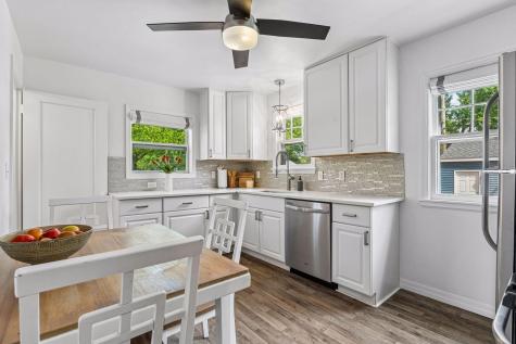 1877 Graham Avenue Saint Paul MN 55116