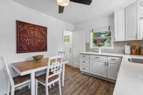 1877 Graham Avenue Saint Paul MN 55116
