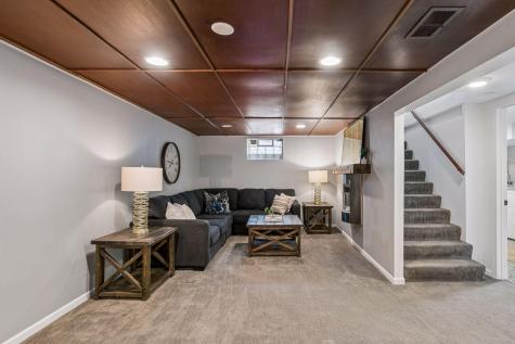 1877 Graham Avenue Saint Paul MN 55116