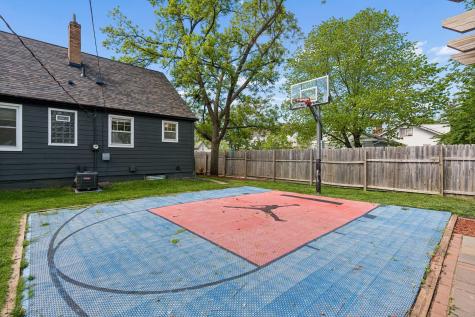 1877 Graham Avenue Saint Paul MN 55116