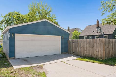 1877 Graham Avenue Saint Paul MN 55116