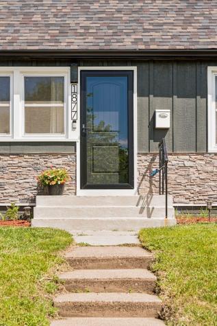 1877 Graham Avenue Saint Paul MN 55116
