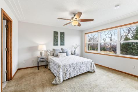 16267 Griffon Trail Lakeville MN 55044