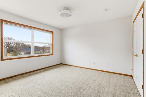 16267 Griffon Trail Lakeville MN 55044