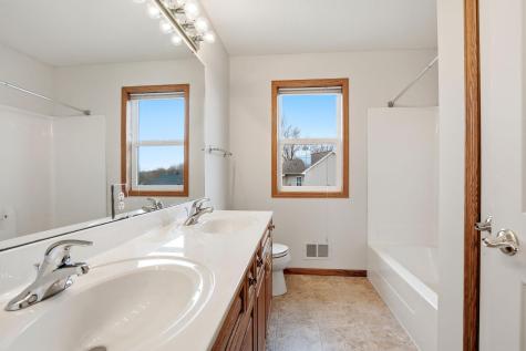16267 Griffon Trail Lakeville MN 55044