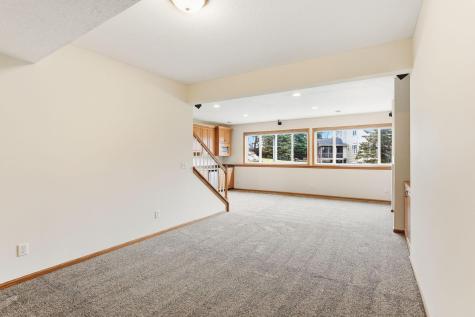 16267 Griffon Trail Lakeville MN 55044
