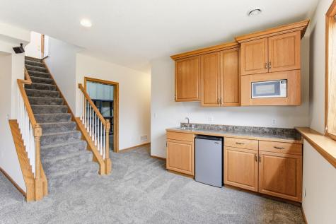 16267 Griffon Trail Lakeville MN 55044