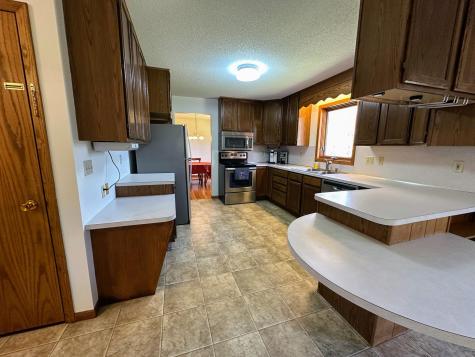 608 Pinetree Drive Perham MN 56573