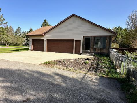608 Pinetree Drive Perham MN 56573