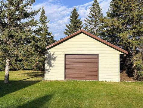 608 Pinetree Drive Perham MN 56573