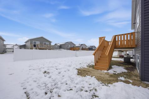 6718 69th Avenue S Horace ND 58047