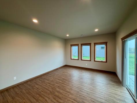 1608 6th Avenue NE Dilworth MN 56529