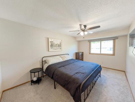 1648 Hickory Lane Eagan MN 55122