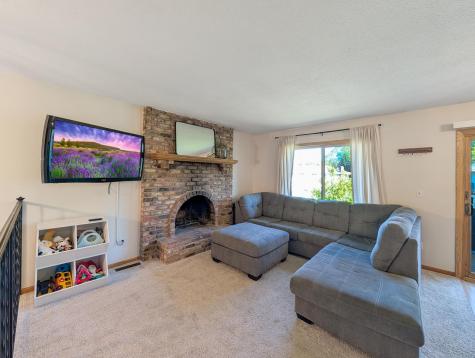1648 Hickory Lane Eagan MN 55122