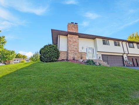 1648 Hickory Lane Eagan MN 55122
