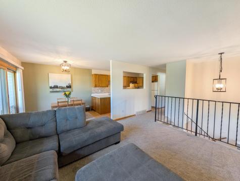1648 Hickory Lane Eagan MN 55122