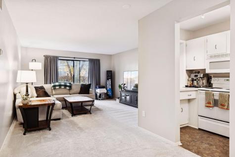 4120 Parklawn Avenue Edina MN 55435