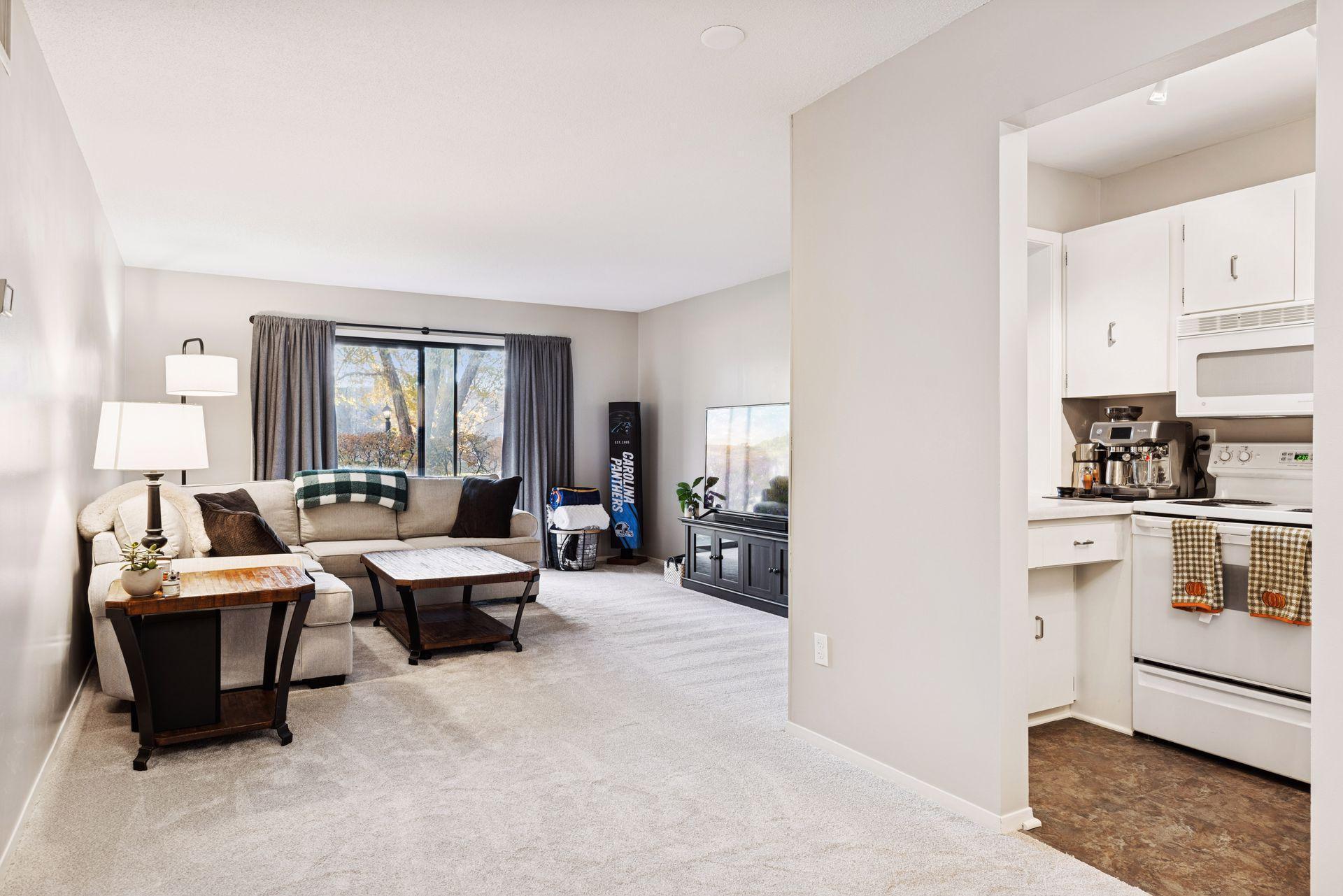 4120 Parklawn Avenue Edina MN 55435