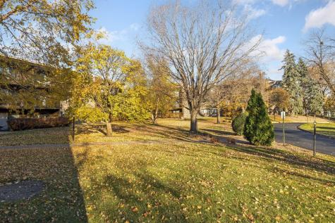 4120 Parklawn Avenue Edina MN 55435