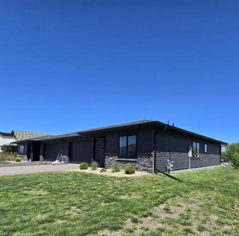 307 Sunset Avenue Mountain Lake MN 56159