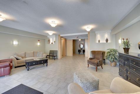 619 8th Street SE Minneapolis MN 55414