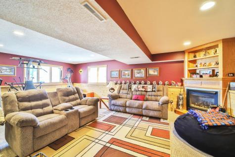 908 Lilac Lane Little Falls MN 56345