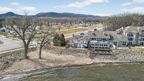 1702 N Lakeshore Drive Lake City MN 55041