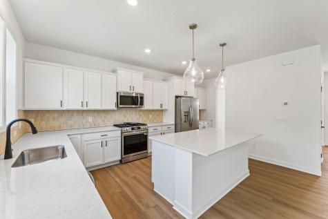 1303 Hadley Hills Drive NE Rochester MN 55906