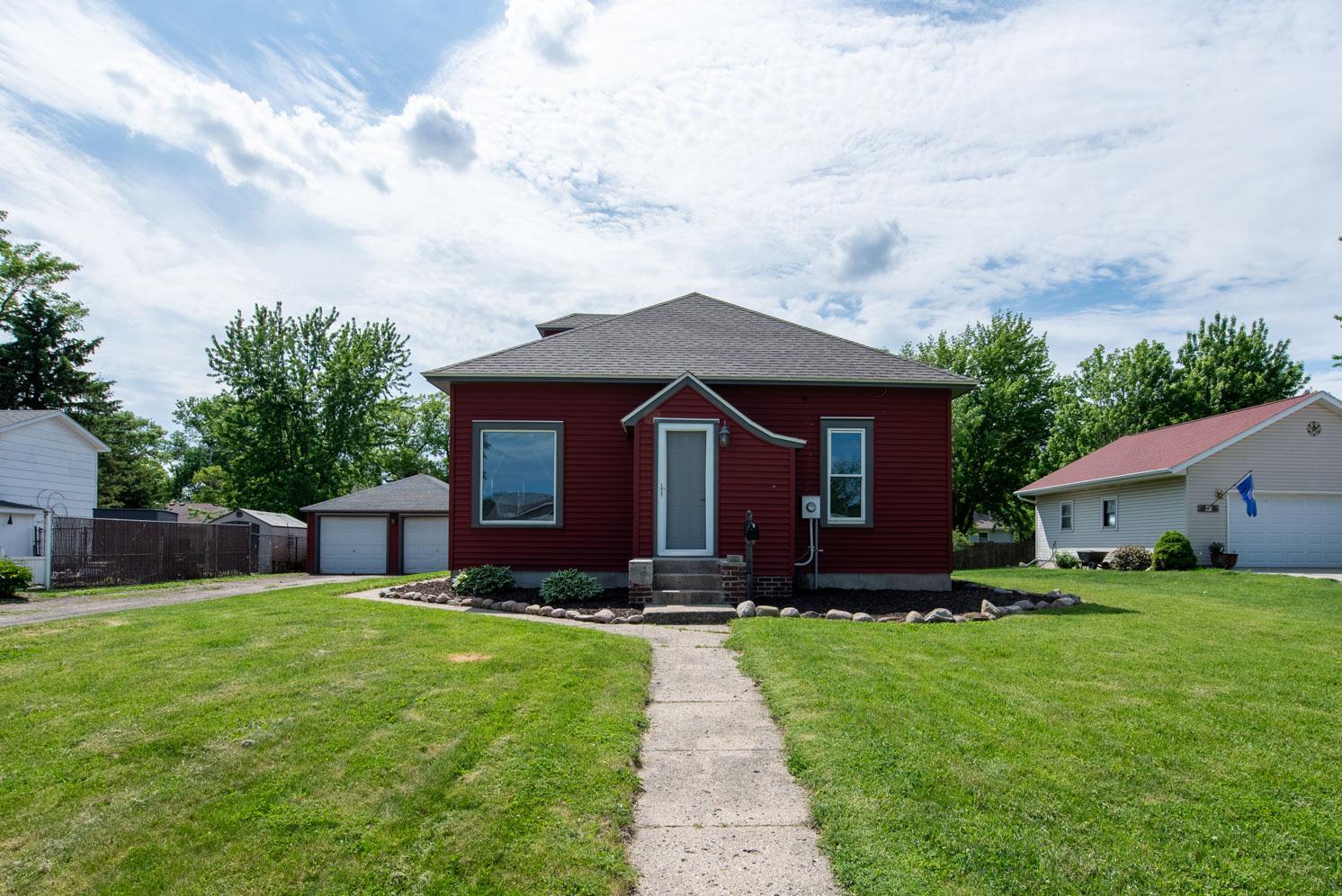908 3rd Street SW Waseca MN 56093