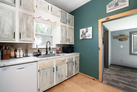908 3rd Street SW Waseca MN 56093