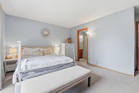 3040 Shields Drive Eagan MN 55121