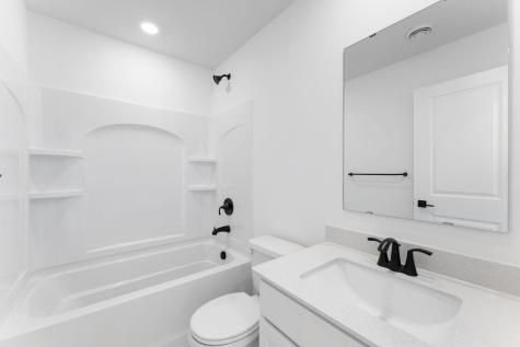 1909 Dogwood Court Carver MN 55315
