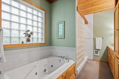 8612 S Union Lake Drive SE Alexandria MN 56308
