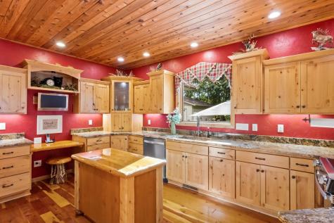 8612 S Union Lake Drive SE Alexandria MN 56308