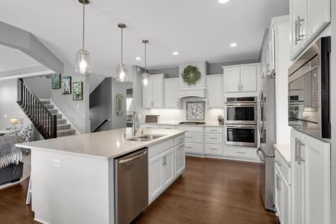 8476 200th Street W Lakeville MN 55044