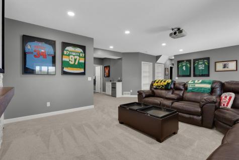8476 200th Street W Lakeville MN 55044