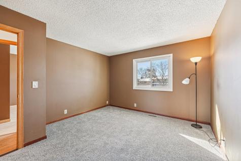 9205 29th Avenue N New Hope MN 55427