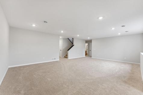 20045 Glarus Lane Lakeville MN 55044
