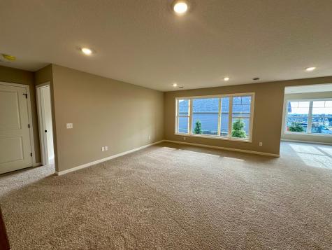 20045 Glarus Lane Lakeville MN 55044
