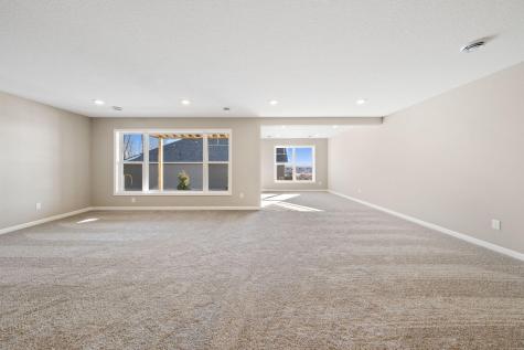 20045 Glarus Lane Lakeville MN 55044